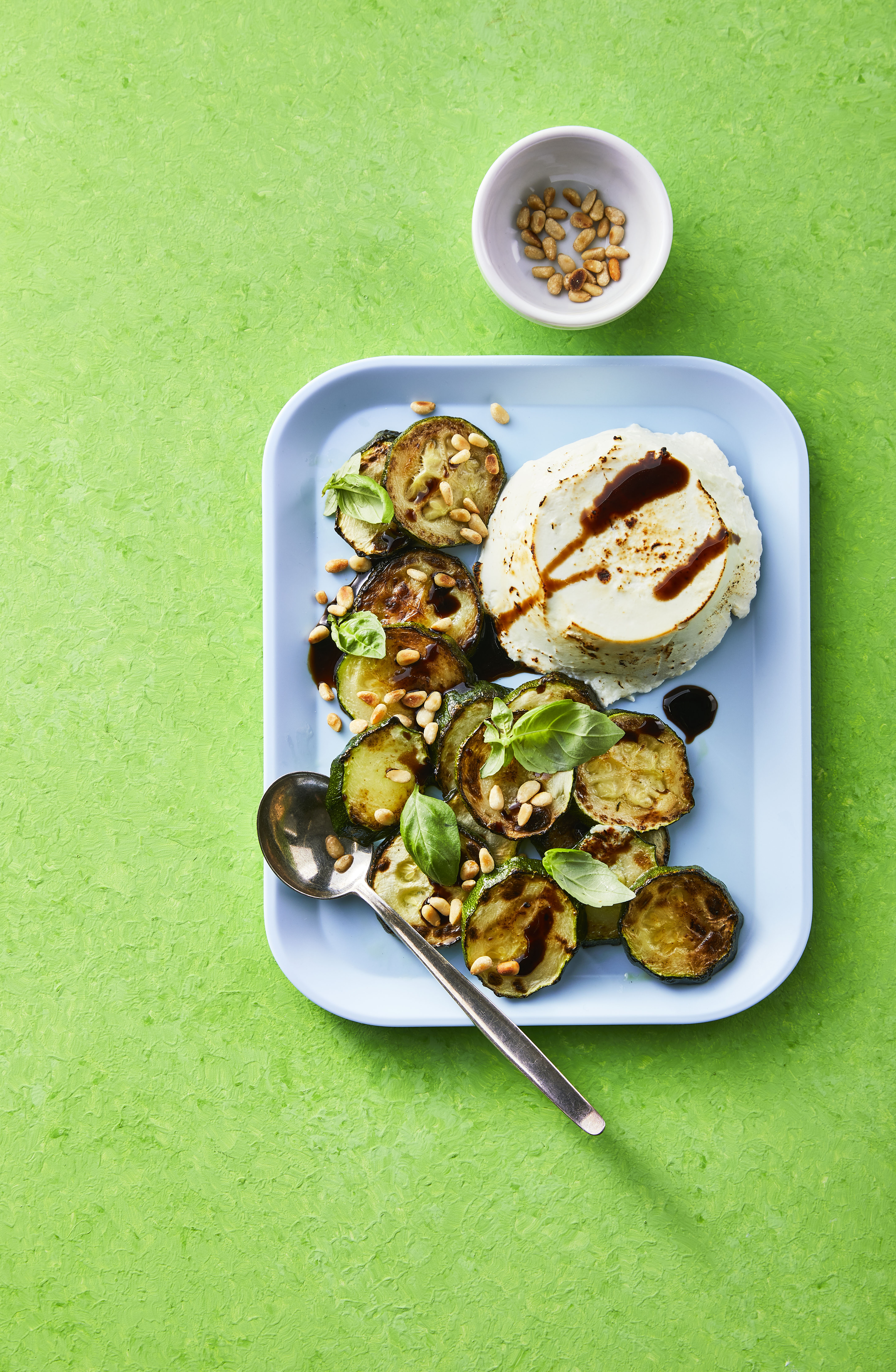 Geroosterde courgettesalade met ricotta