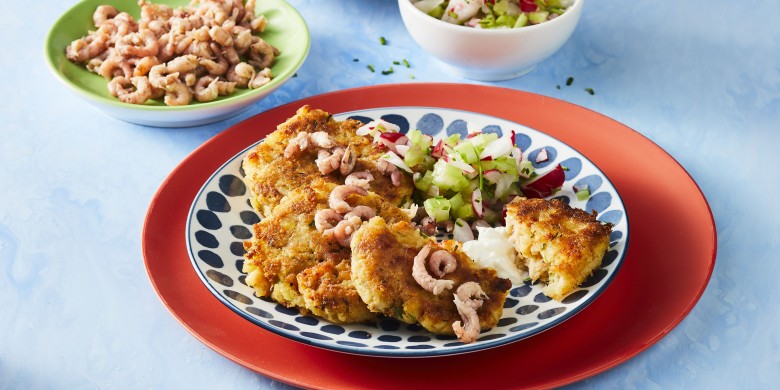 Viskoekjes met knapperige bleekselderijsalsa