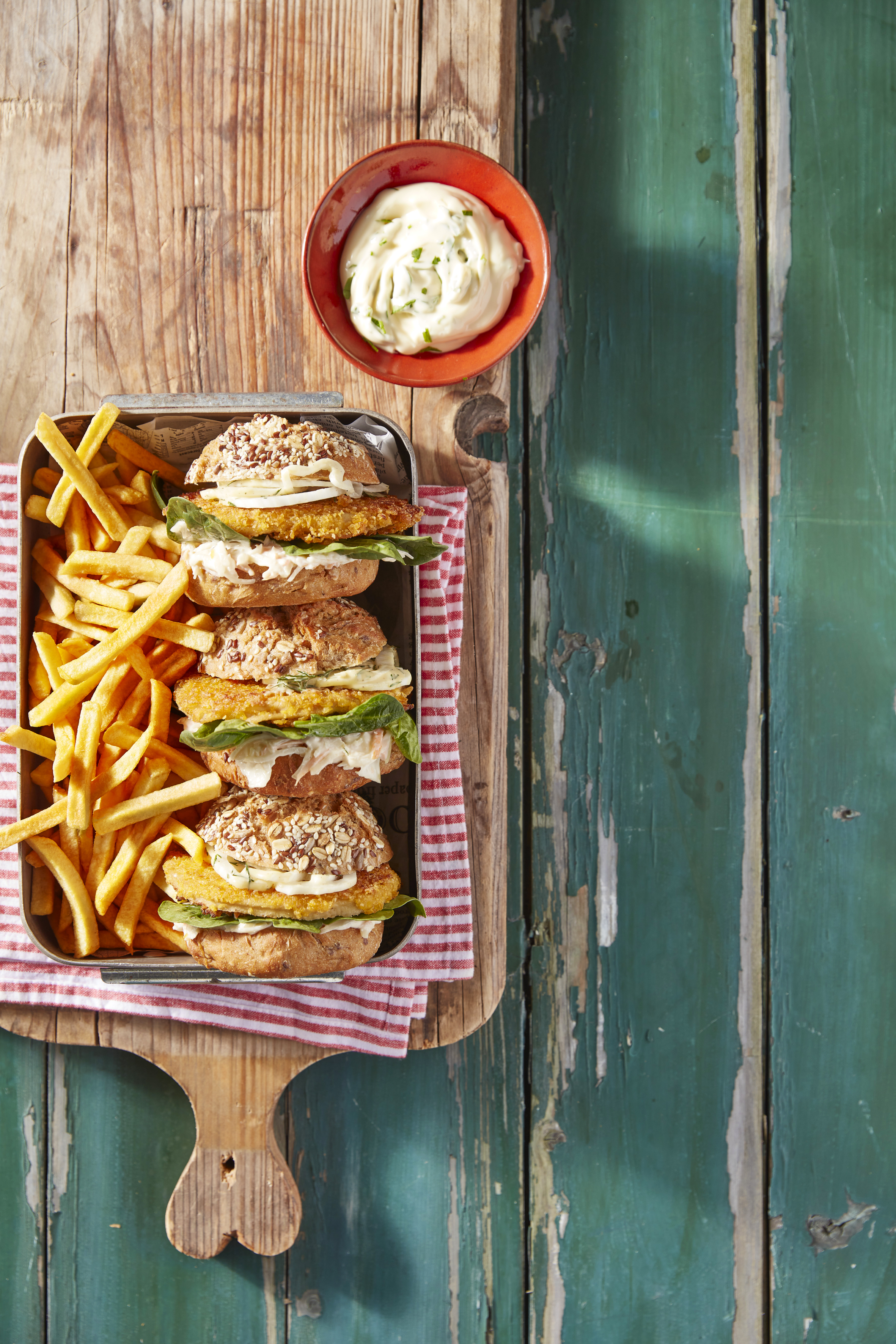 Vega kipburger met farmersalade en venkel