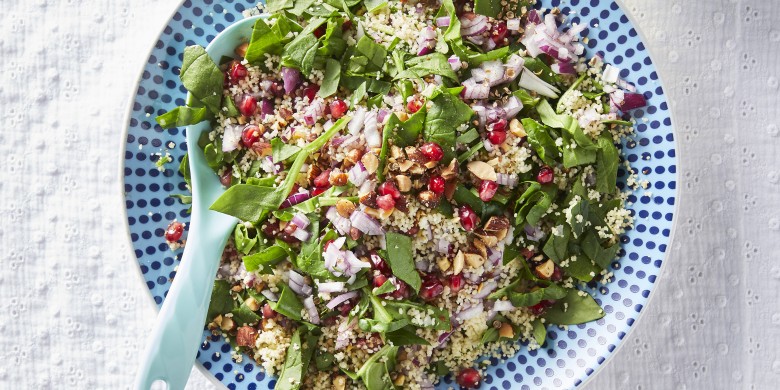 Spinaziecouscous met granaatappel en amandel