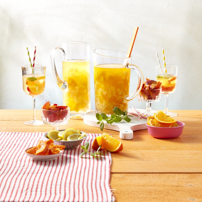 Oranje sangria station
