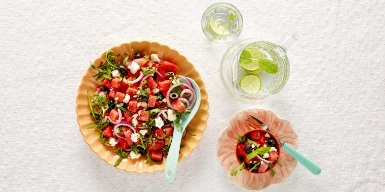 Watermeloensalade met feta en olijven