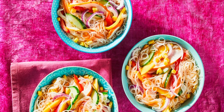 Mihoensalade met mango en limoen