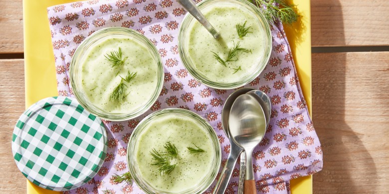 Courgette-yoghurtsoep met dille