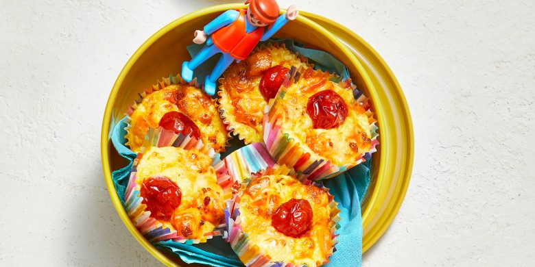 Mini-frittata met zoete aardappel en cherrytomaatjes
