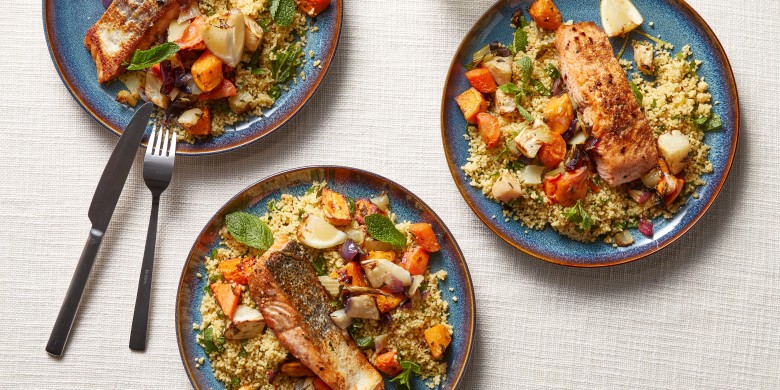 Geroosterde groenten met couscous en zalm