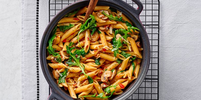 Eenpanspasta met rucola