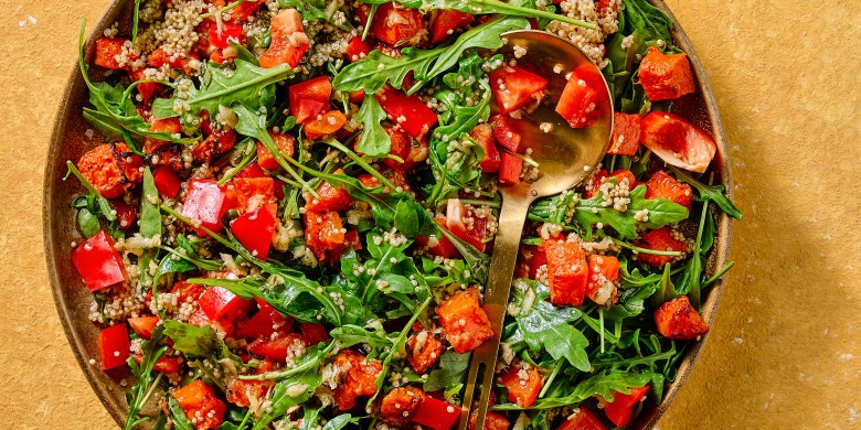 Geroosterde pompoensalade met gemberdressing