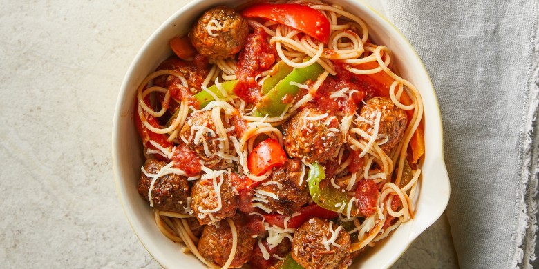 Spaghetti met vegaballetjes in tomatensaus