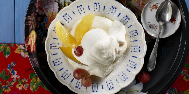 Pavlova met citroensorbet