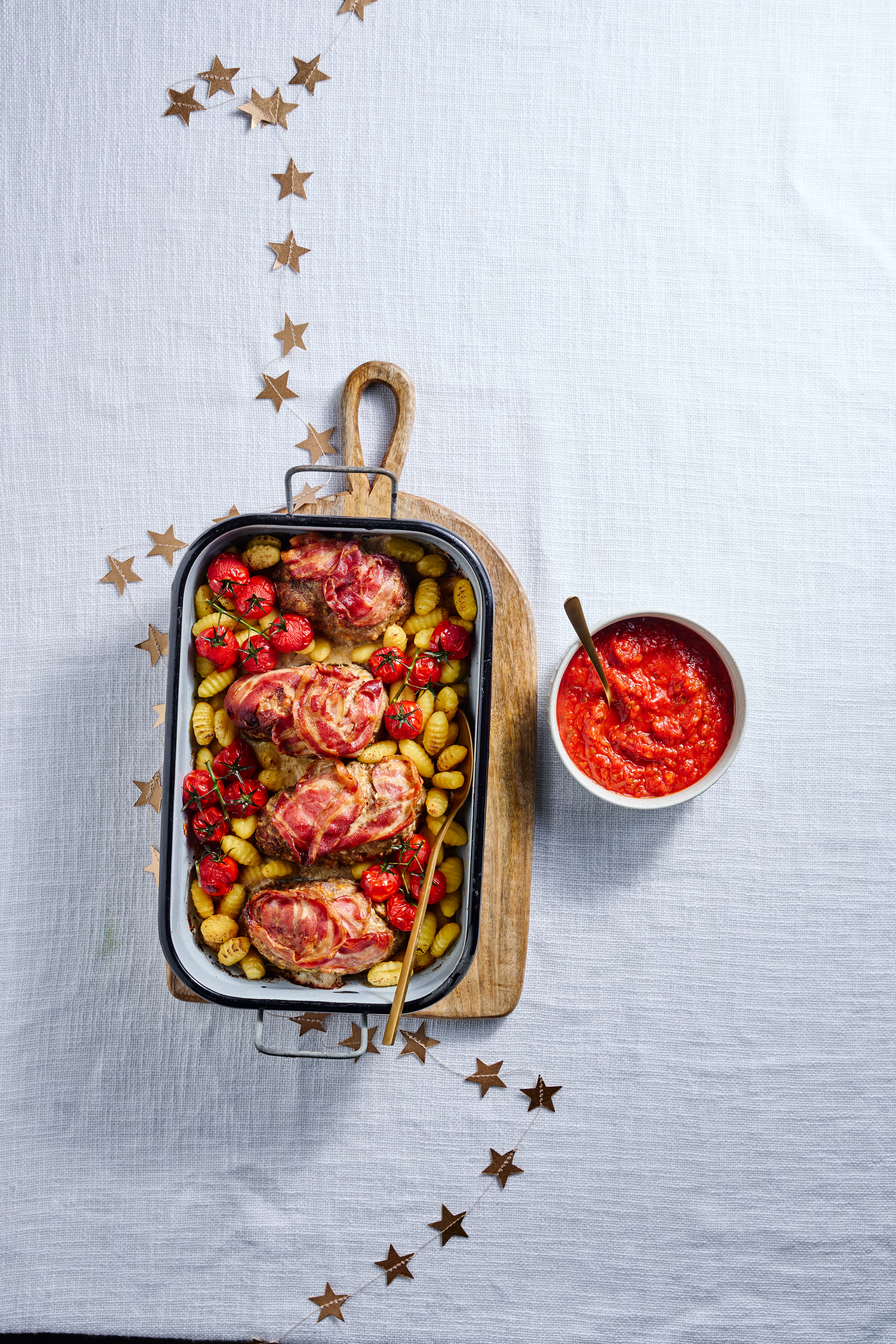 Mini meatloafs met geroosterde tomaatjes en gnocchi