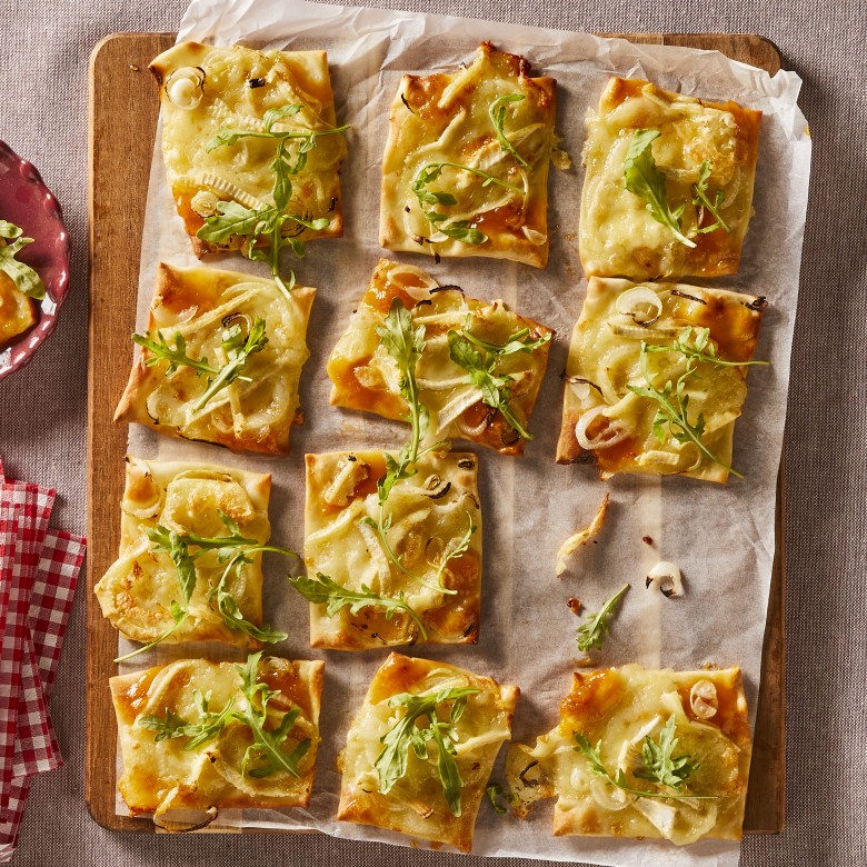 Mini-flammkuchen met brie
