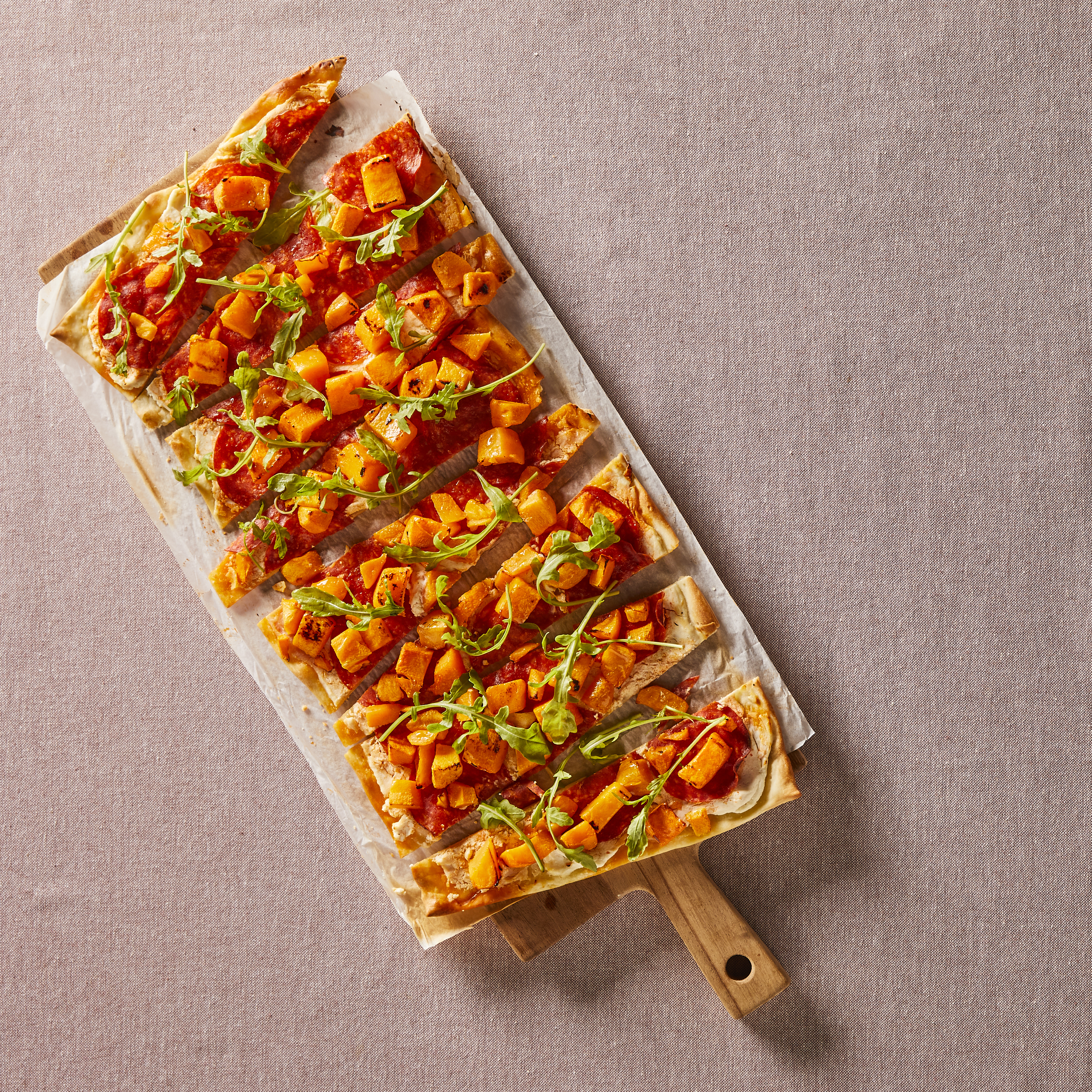 Flammkuchen met pompoen en chorizo