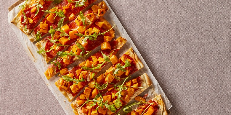 Flammkuchen met pompoen en chorizo
