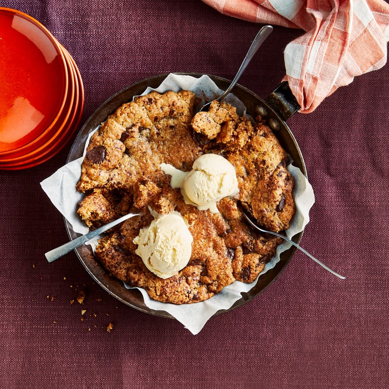 Chocolate chip cookie XL