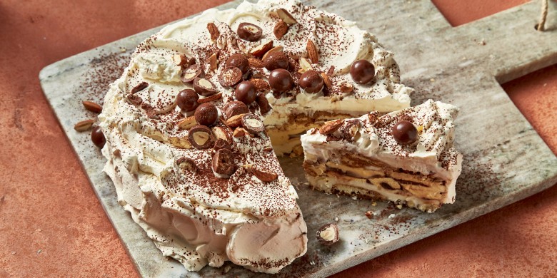 Tiramisu-ijstaart