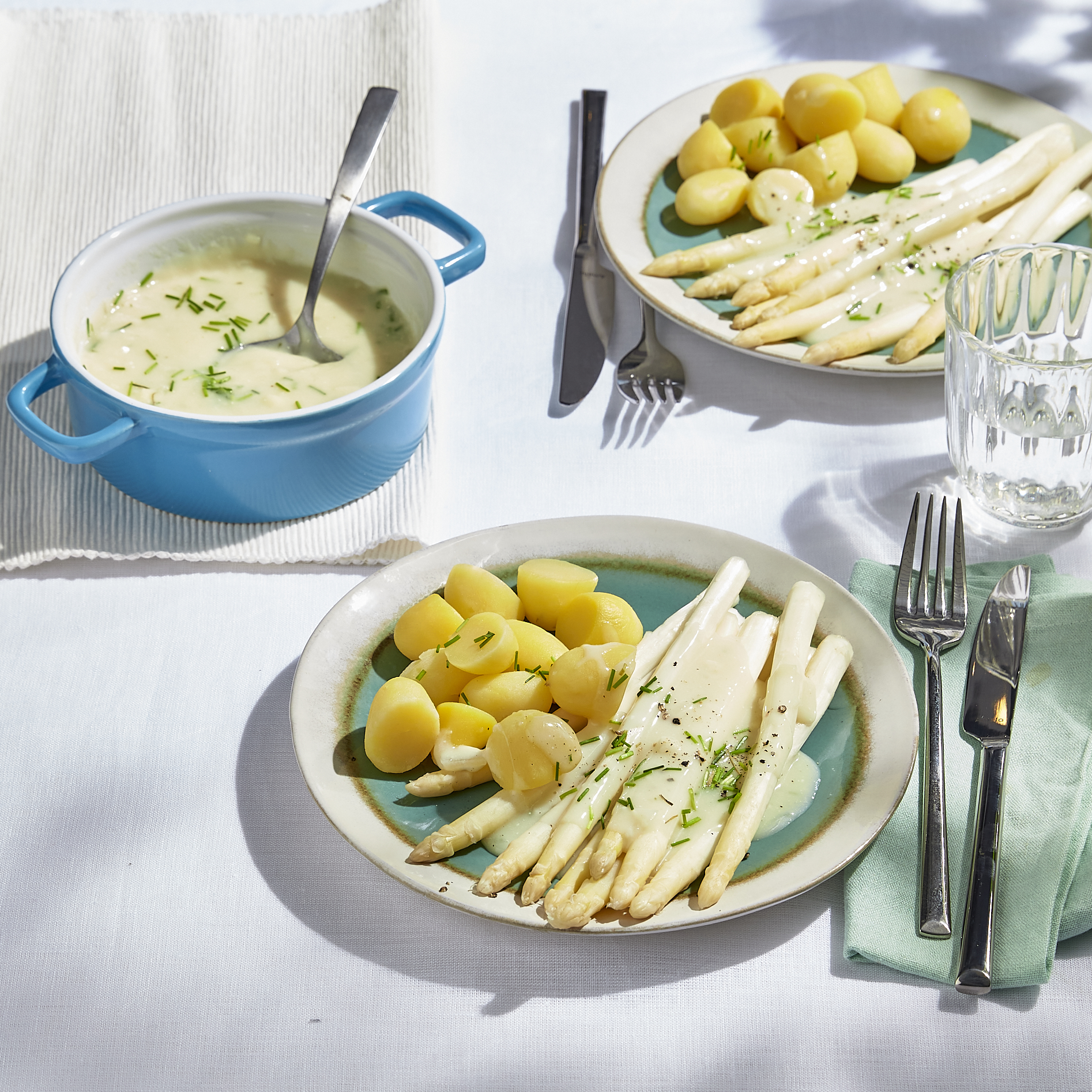 Perfect gegaarde asperges