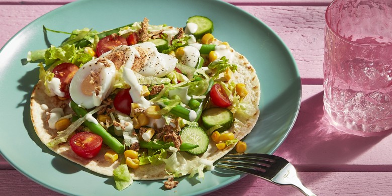 Tacosalade met ei en aiolidressing