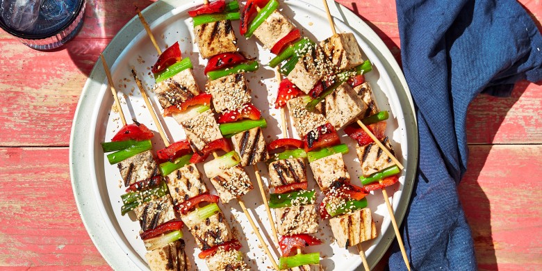 Gegrilde teriyaki-tofuspiesjes 