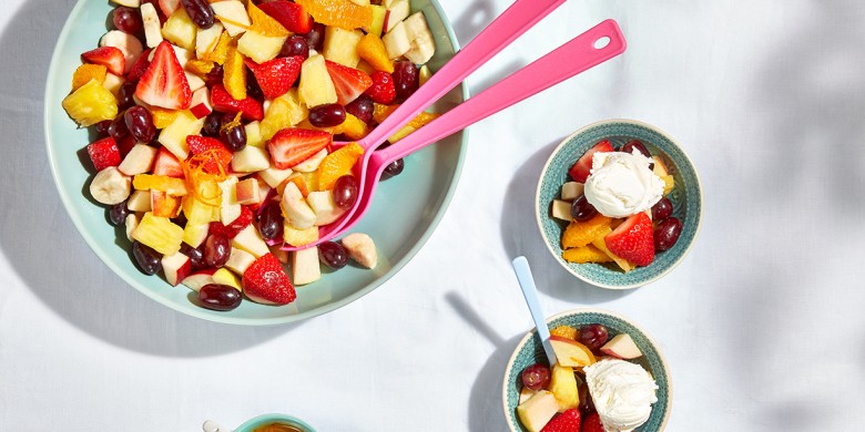 Zomerse fruitsalade met citrusdressing