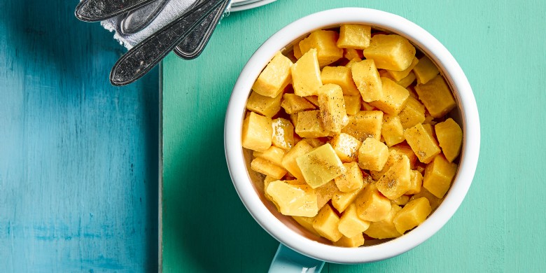 Gekookte koolraap met nootmuskaat