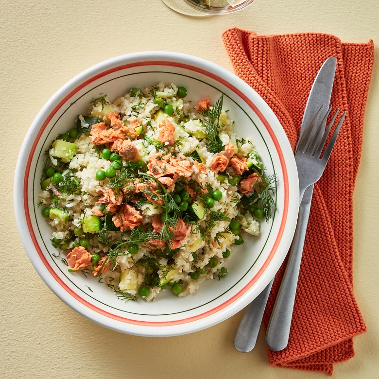 Groene bloemkoolrisotto met zalm, courgette en witte wijn