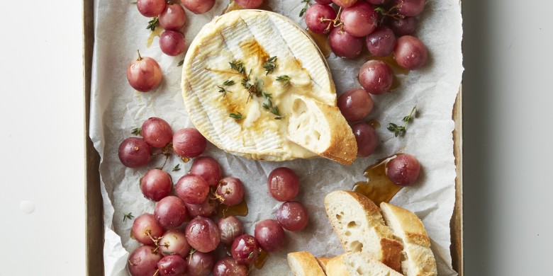 Camembertdip met druiven