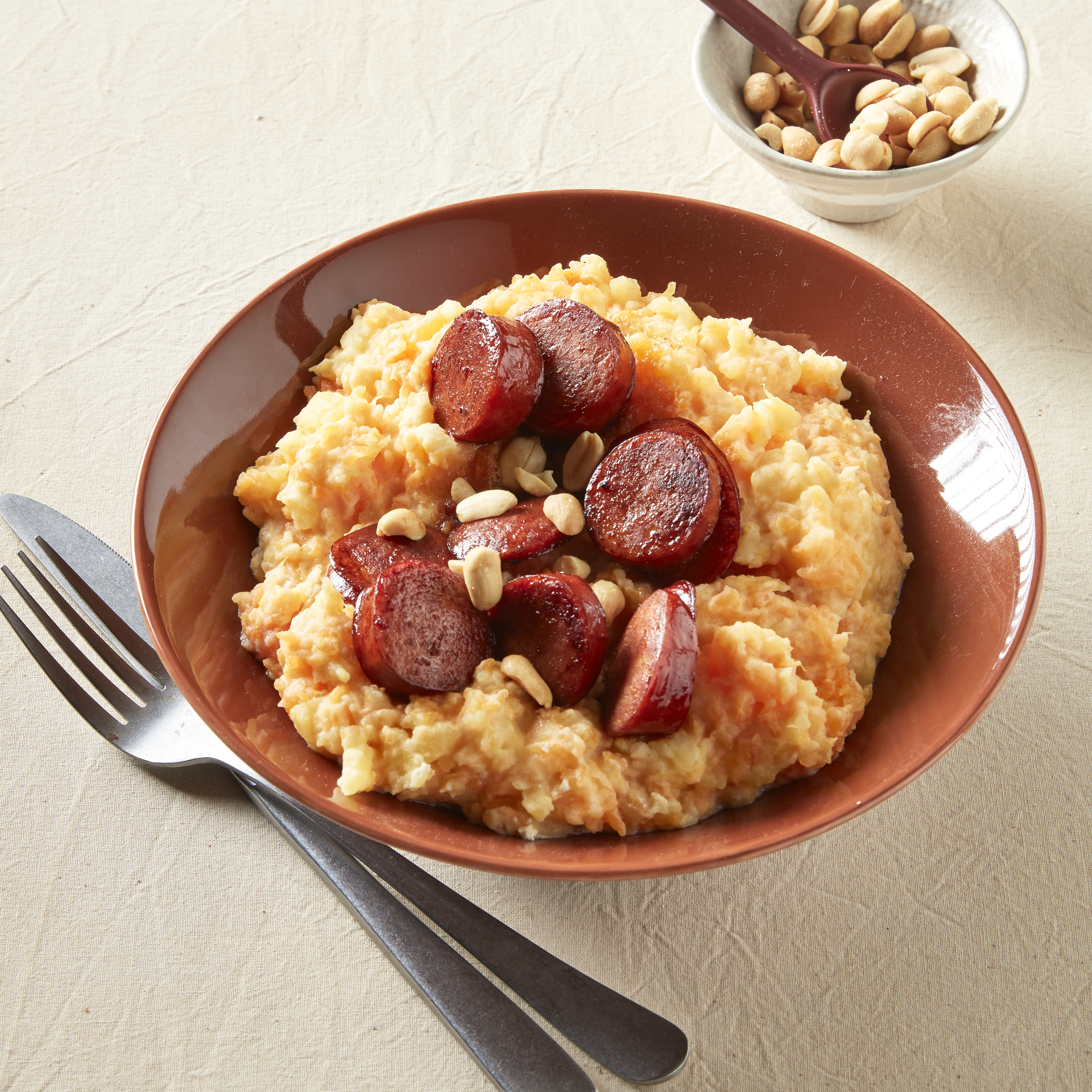 Pompoenstamppot met ketjaprookworst