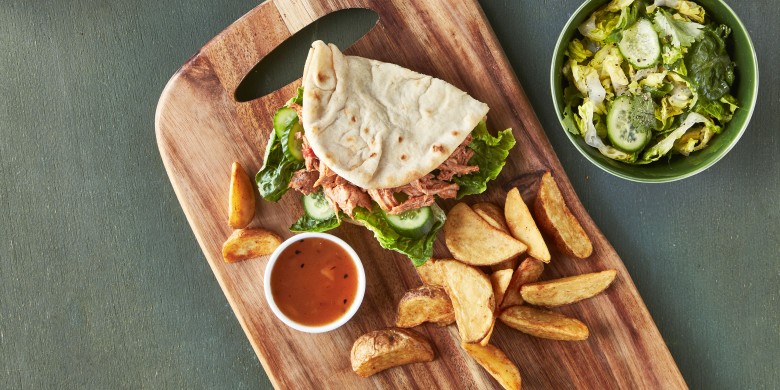 Kipcurry flatbread met aardappelpartjes uit de airfryer