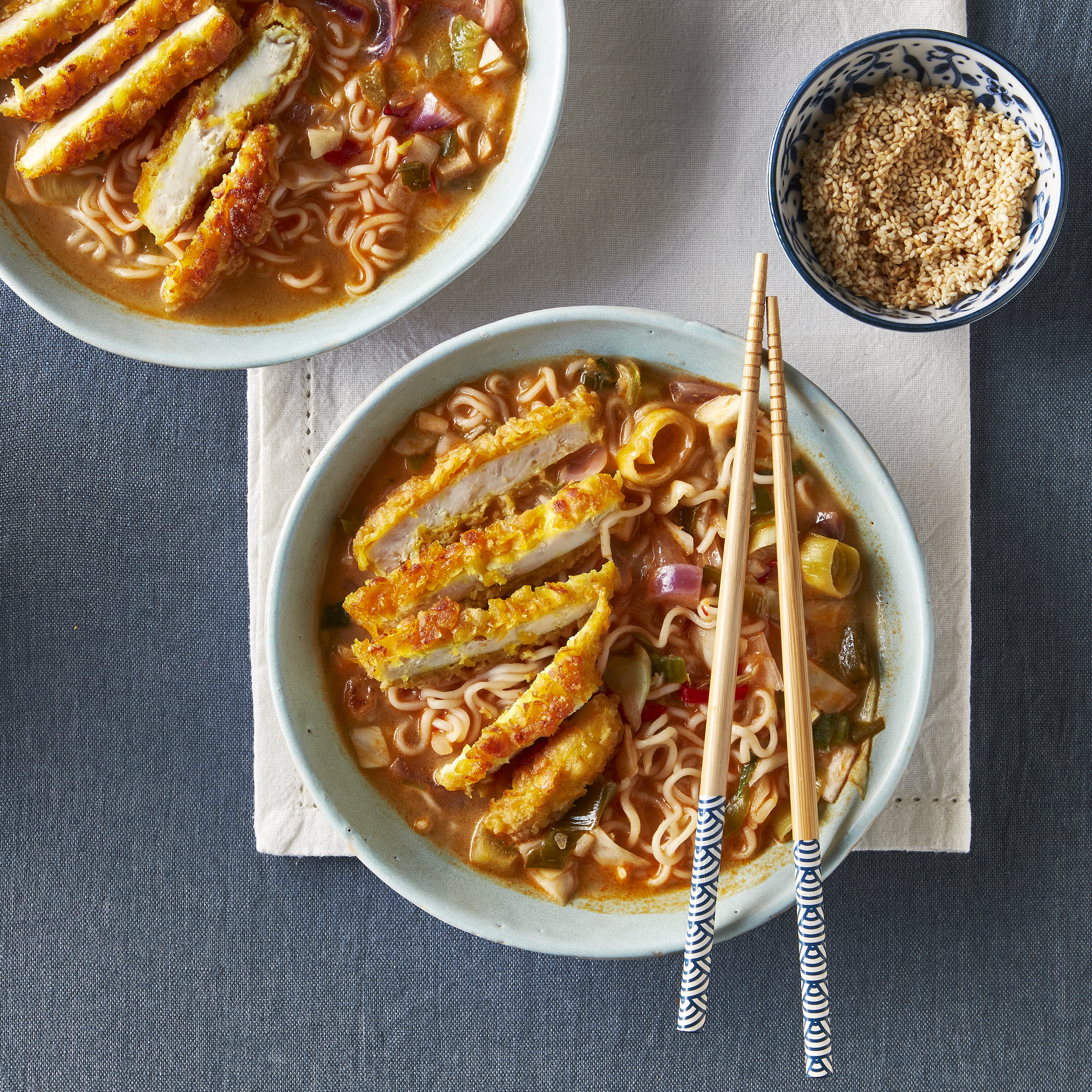 Thaise noedelsoep met kip en kokos