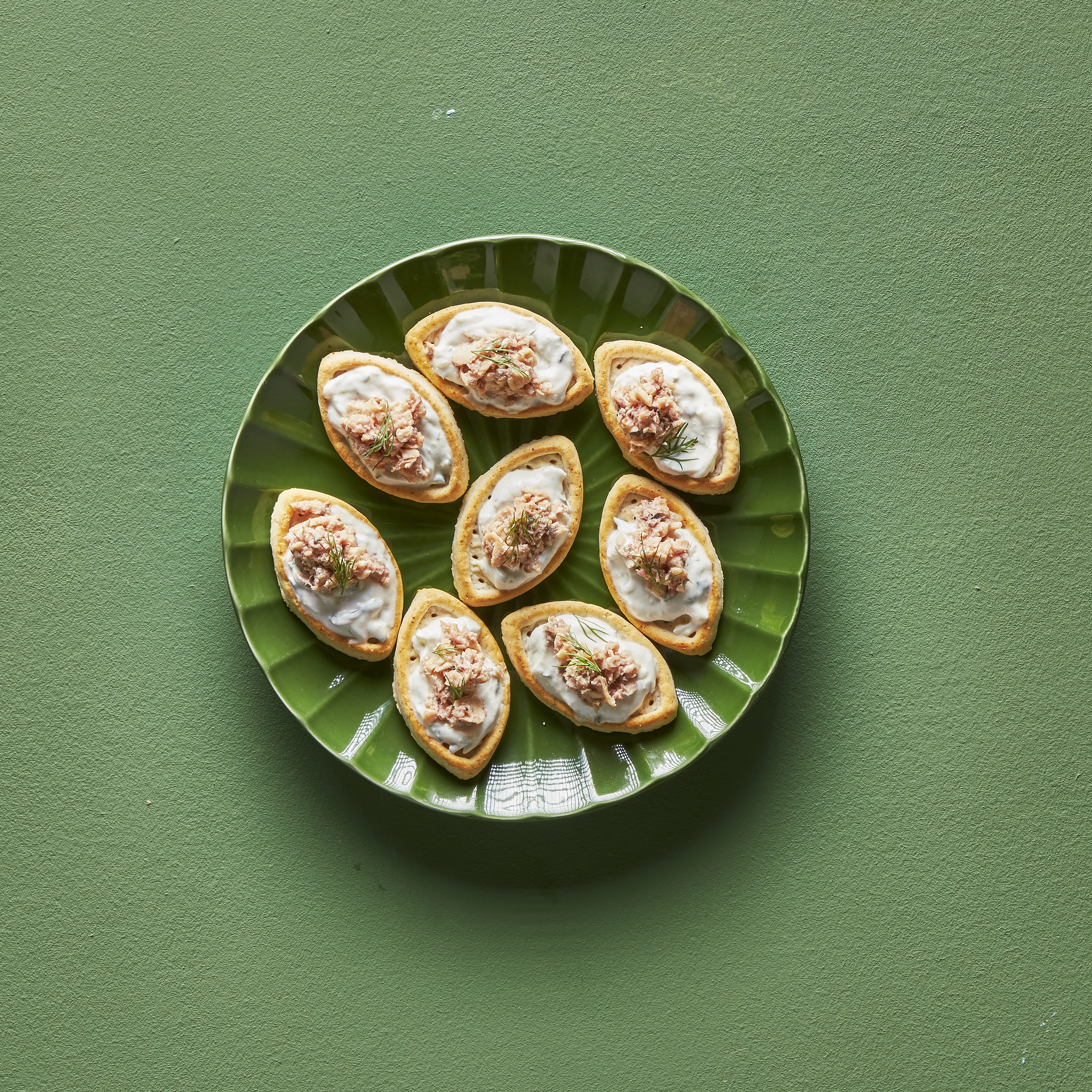 Toastjes met tzatziki en zalm