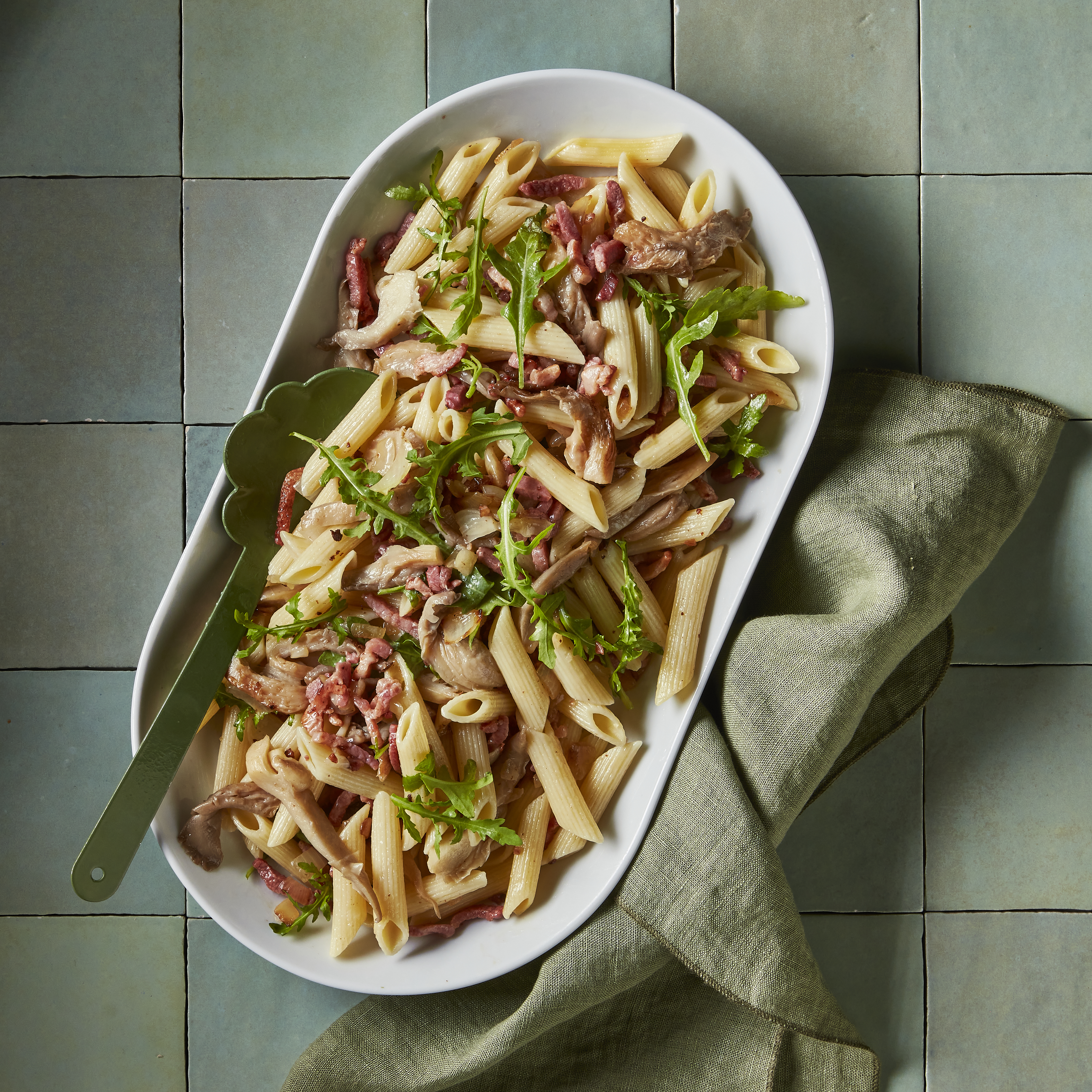 Oesterzwammen pasta met ui en spekjes