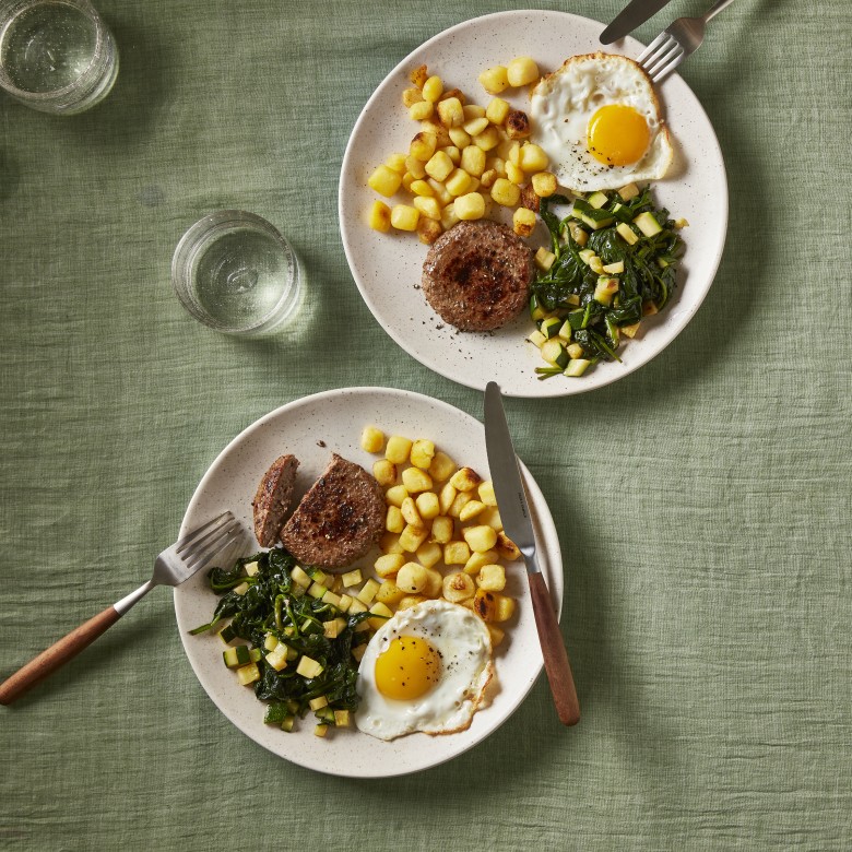 Tartaartje met spinazie, ei en aardappeltjes