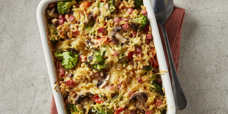 Macaroni met broccoli, ham en kaas