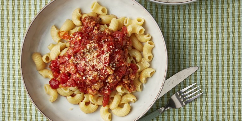 Pasta met `saucijzen-saus`