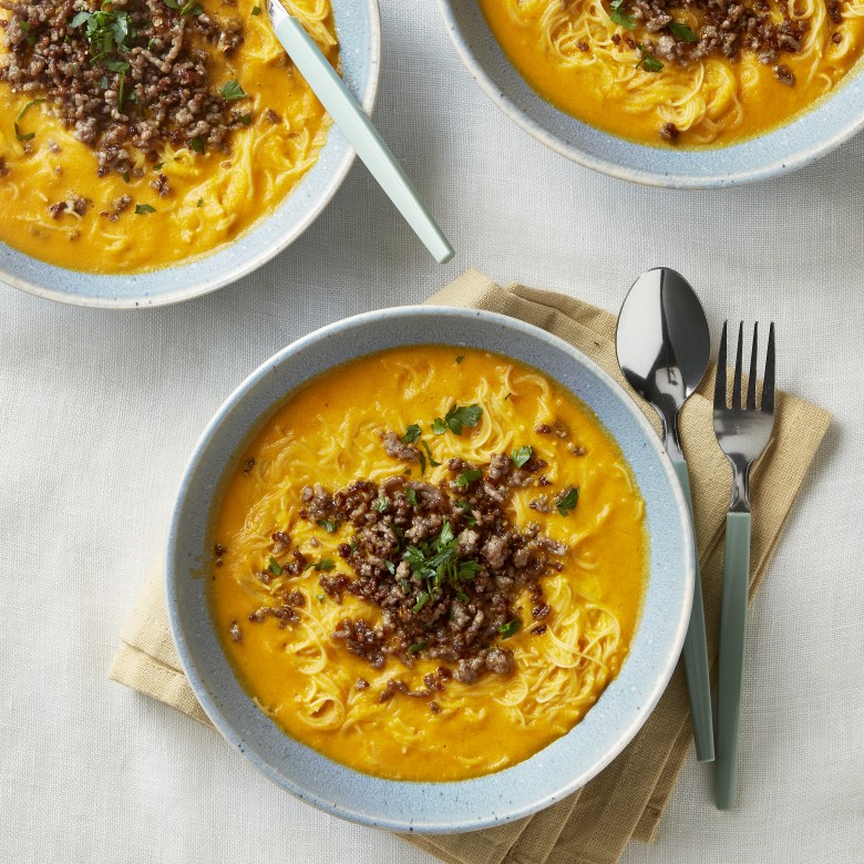 Wortelsoep met mihoen en gehakt