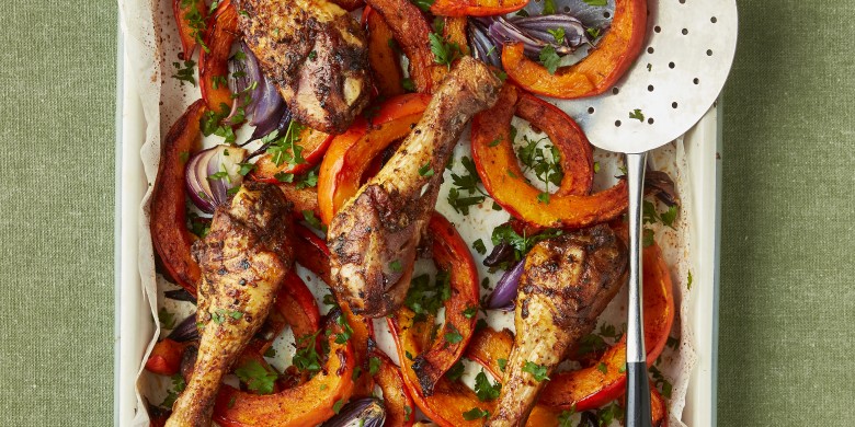 Traybake met pompoen en drumsticks