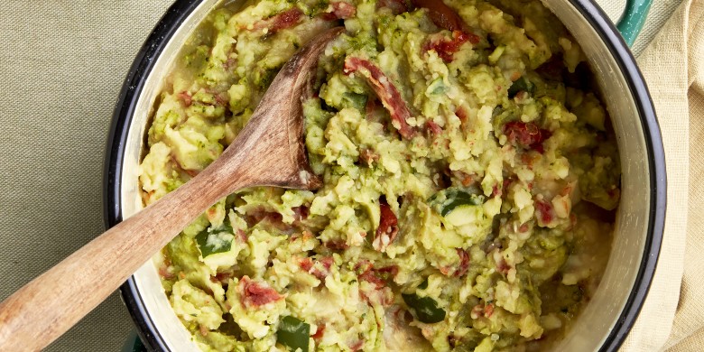 Stamppot pesto en zongedroogde tomaat