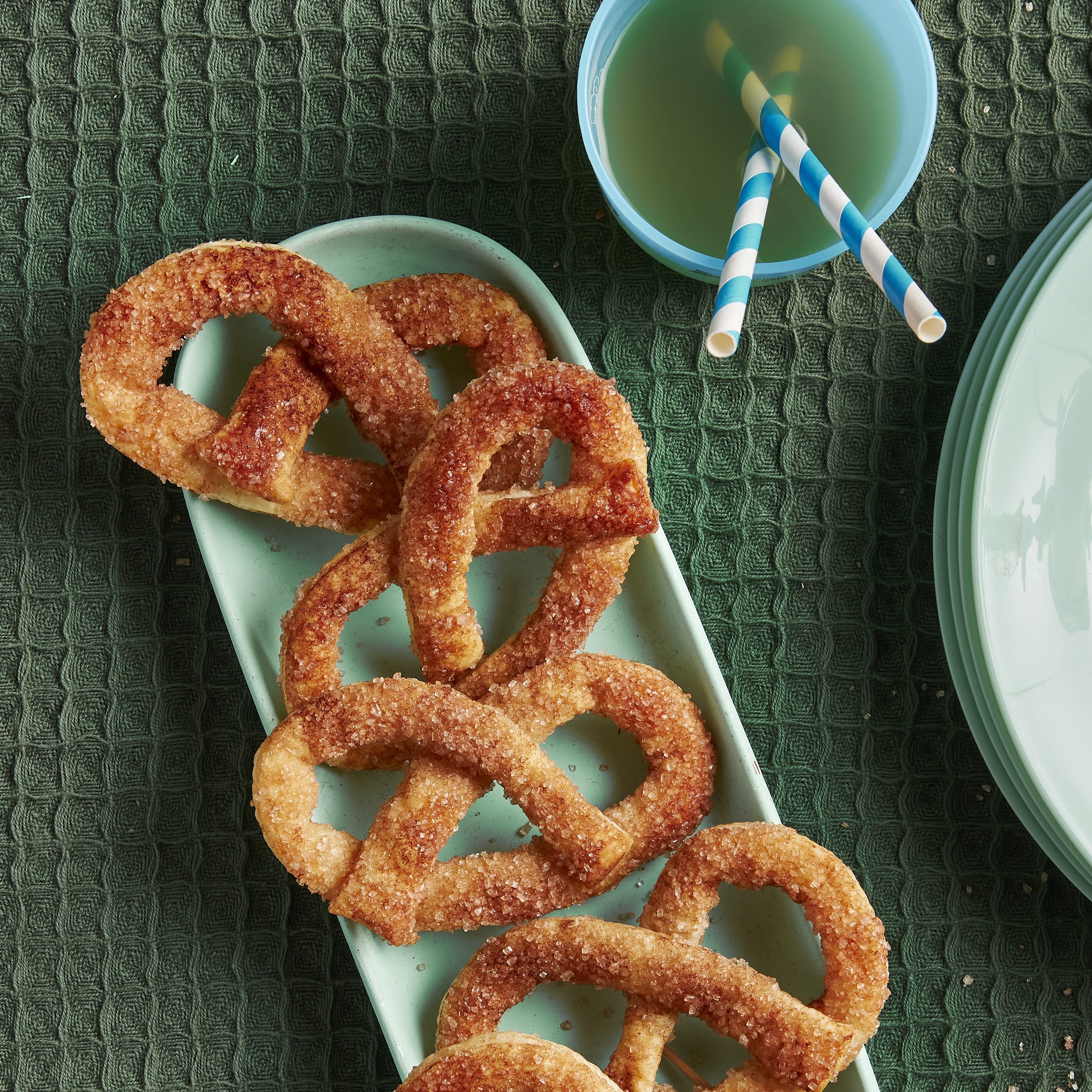 Krakelingen met kaneelsuiker