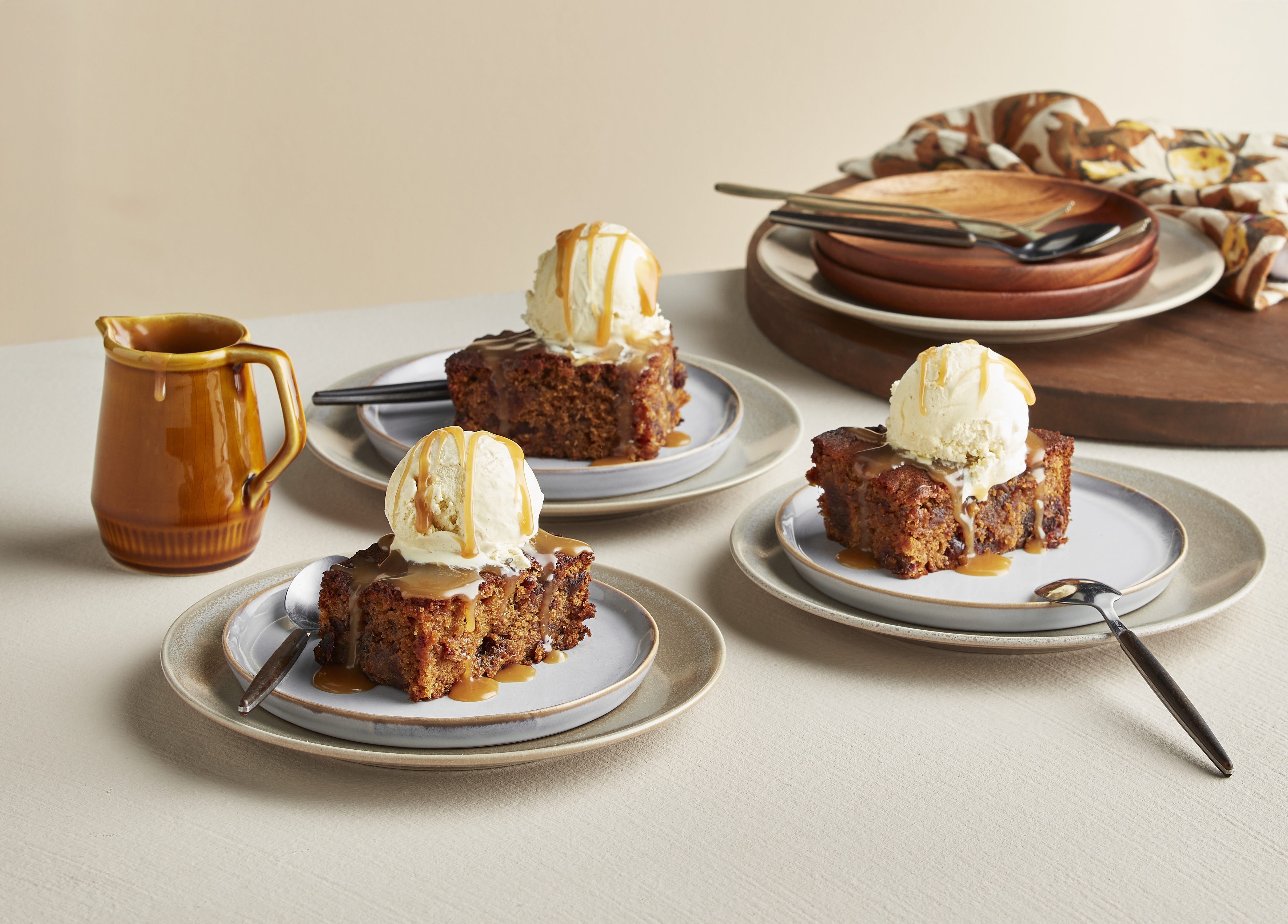 Snelle toffee pudding met ijs