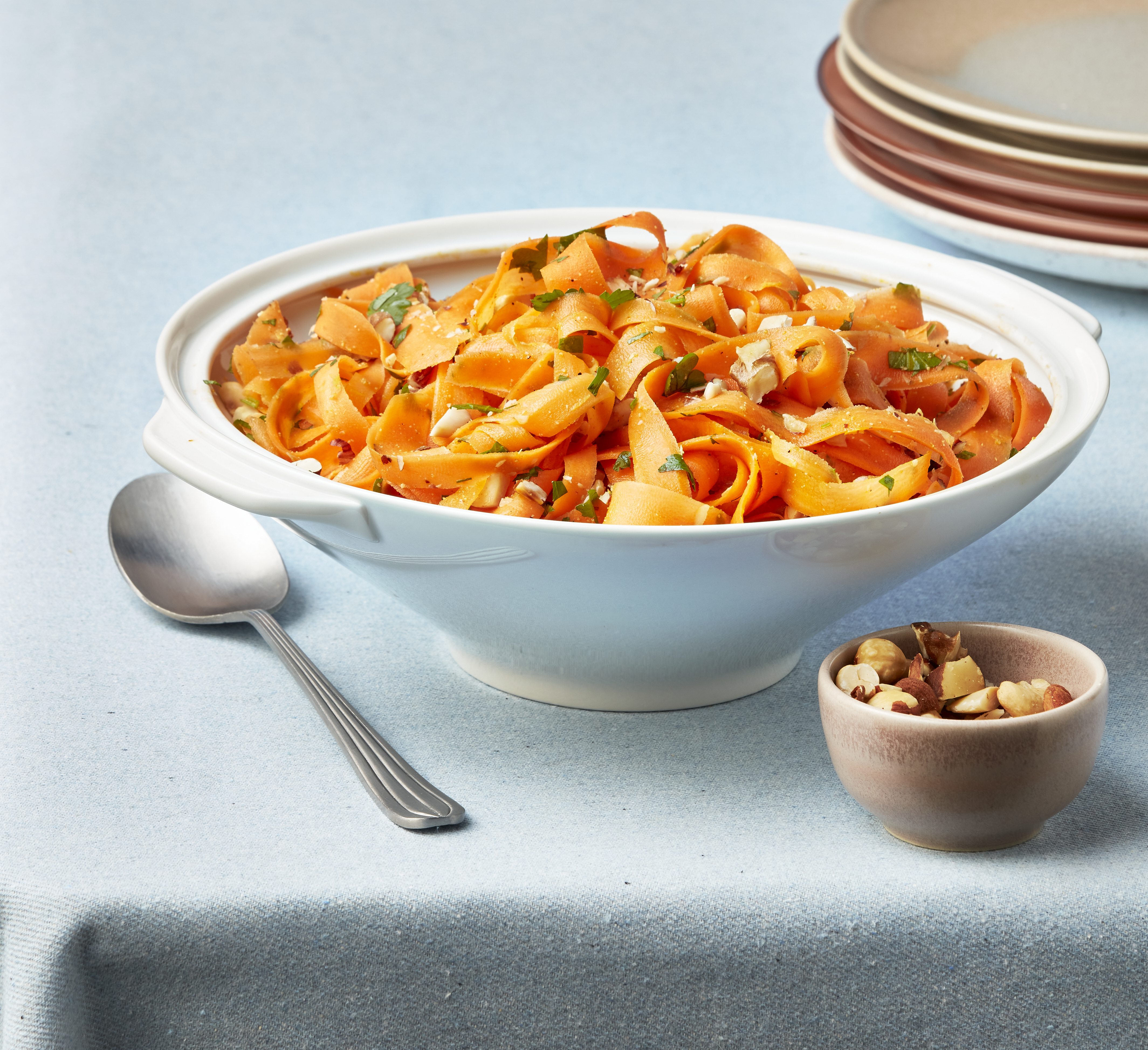 Marokkaanse wortelsalade met geroosterde noten