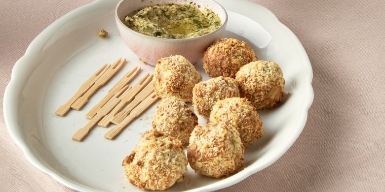 Krokante spruitjes uit de airfryer met pestodip