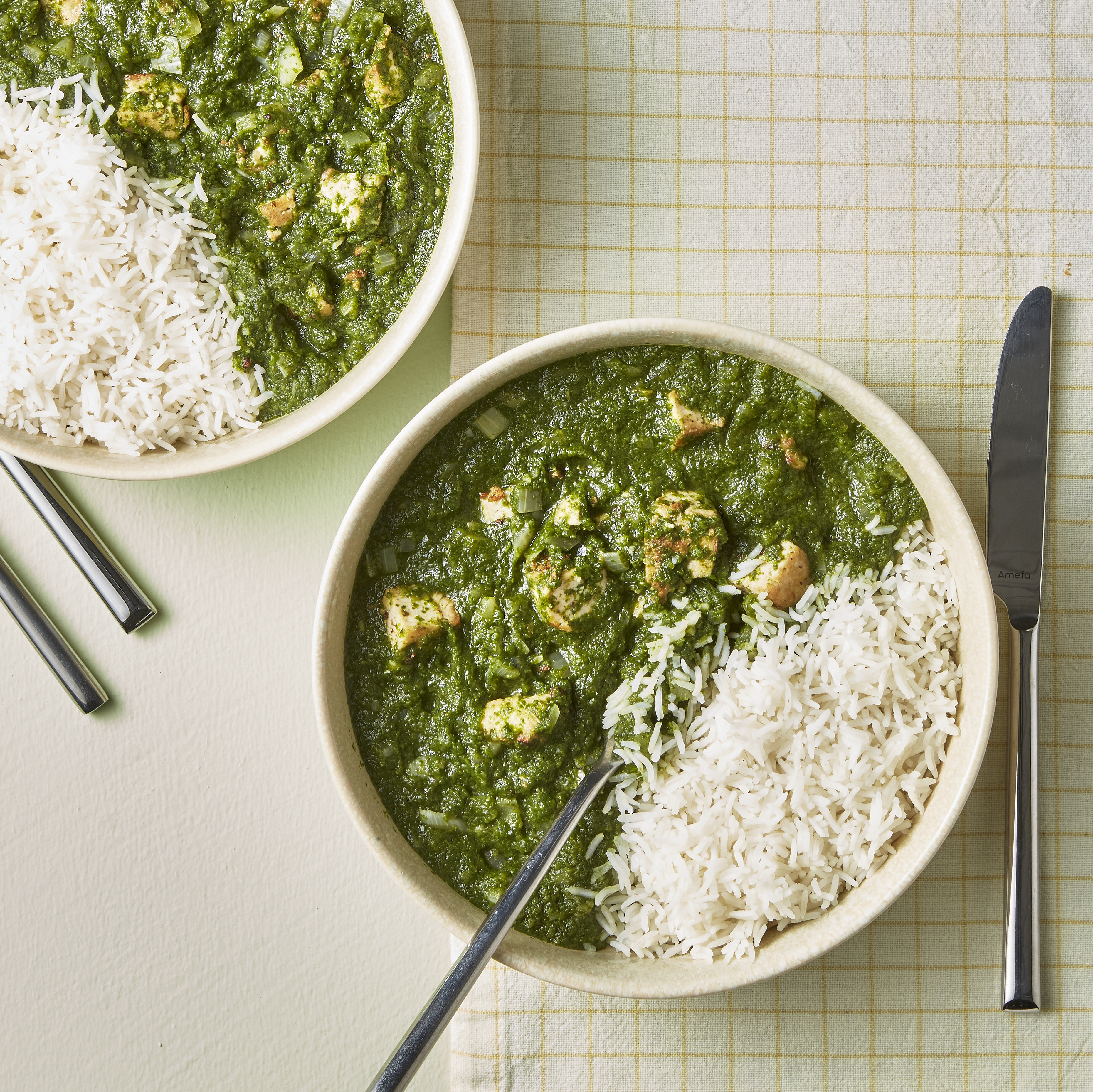 Indiase spinaziecurry met tofu