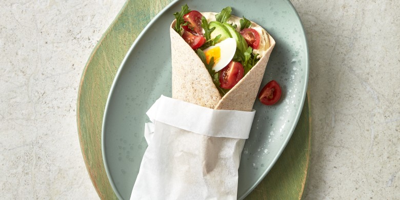 Ontbijtwraps met hummus