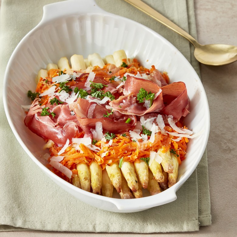 Gegratineerde asperges met zoete aardappel