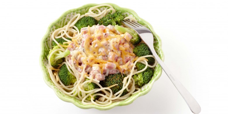 Broccolischotel met ham en kaas