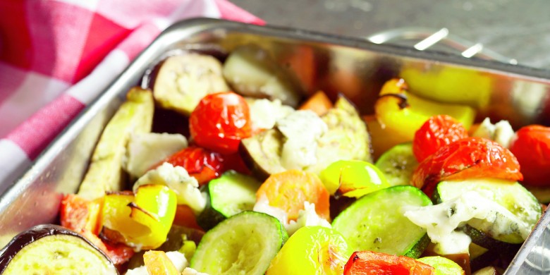 Salade van geroosterde groenten met kerstomaat