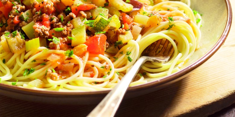 Spaghetti met gehakt-groentesaus