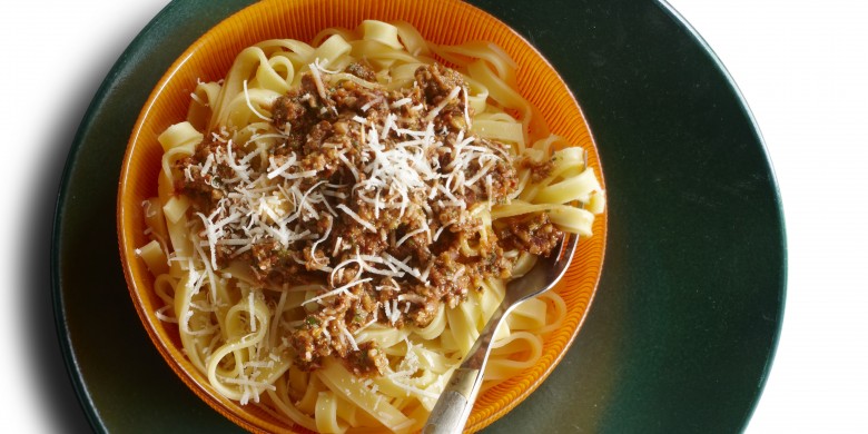 Tagliatelle met noten-tomatenpesto