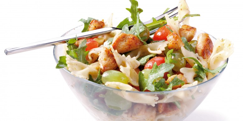 Toscaanse kipsalade met rucola en druiven
